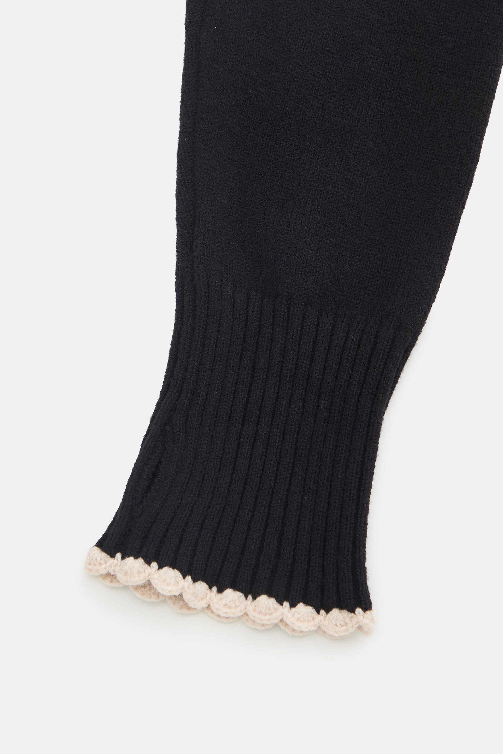 Ellie Turtleneck - Black